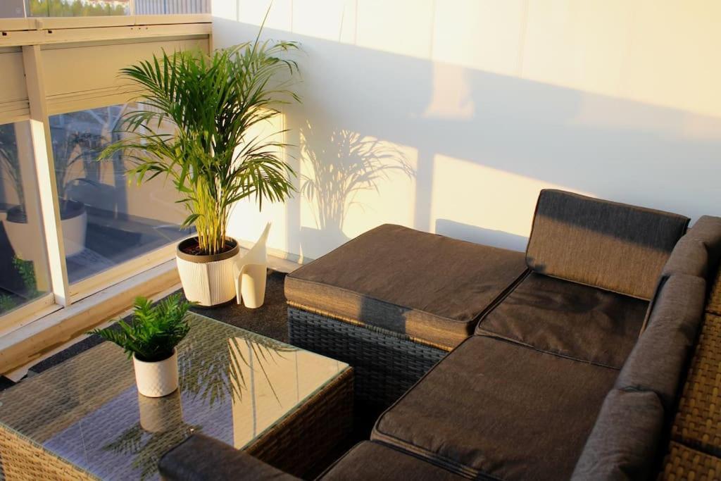 Modern Apartment With Sauna, Near Transit Hub/Dixi Vantaa Ngoại thất bức ảnh